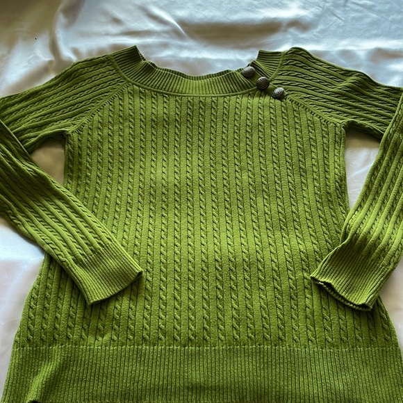 Olive Green Cotton Cable Knit Crewneck Sweater Button Accents Preppy Classic SM - Picture 9 of 10